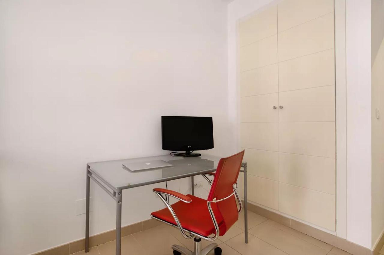 Malaga Campus Apartment Parking Included المظهر الخارجي الصورة