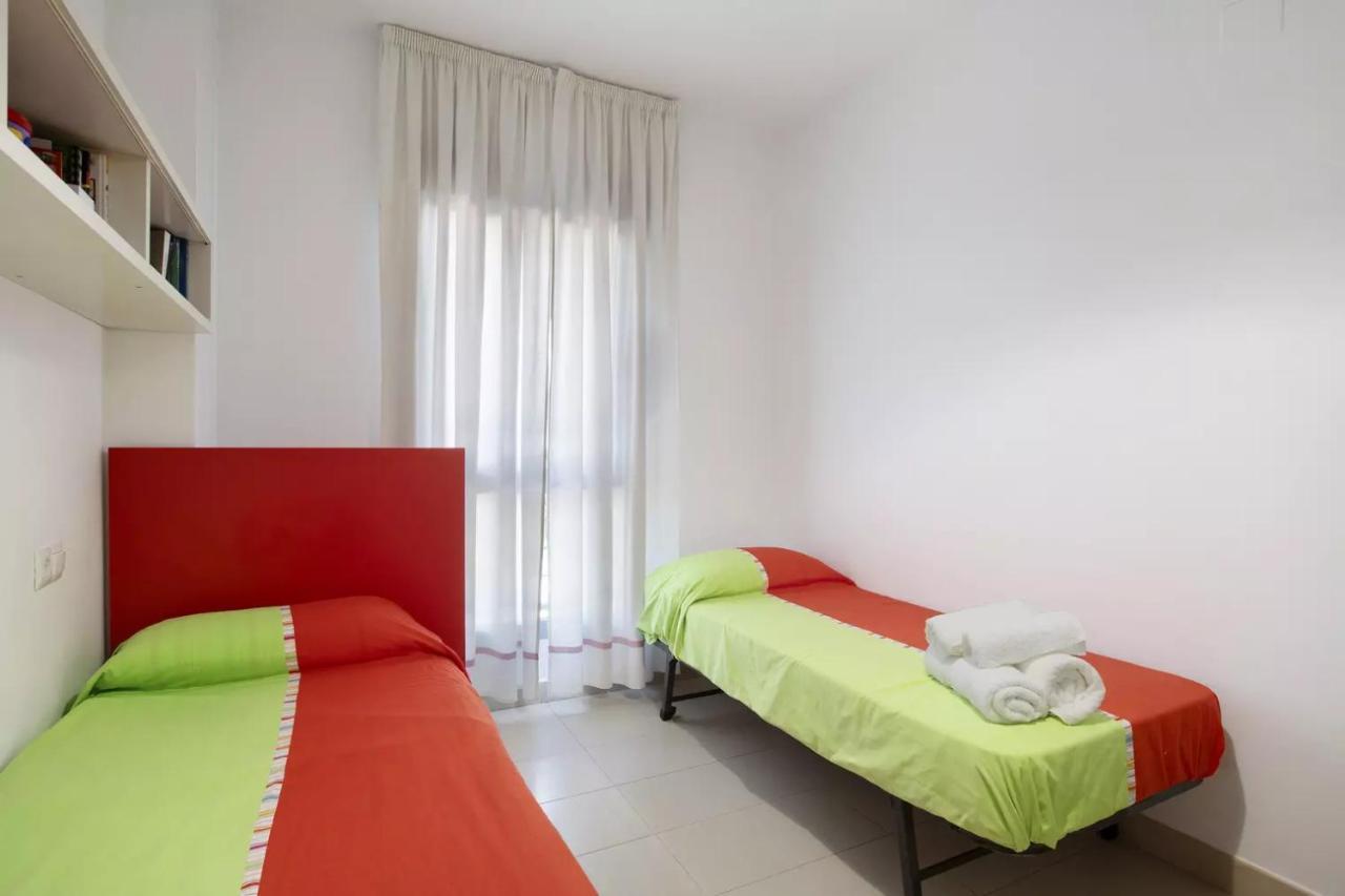 Malaga Campus Apartment Parking Included المظهر الخارجي الصورة